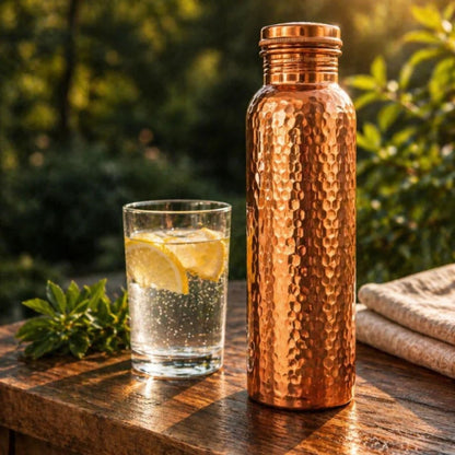 AquaCuivre – Gourde en cuivre purifie l’eau naturellement